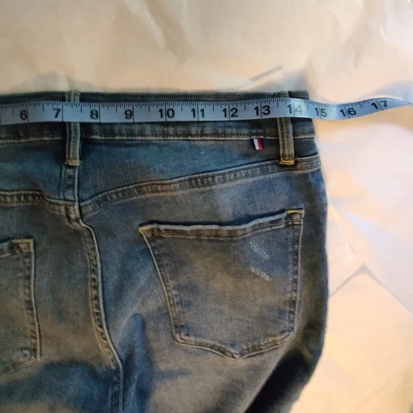 Tommy Hilfiger Greenwich skinny jeans. Size 8. - Picture 4 of 7